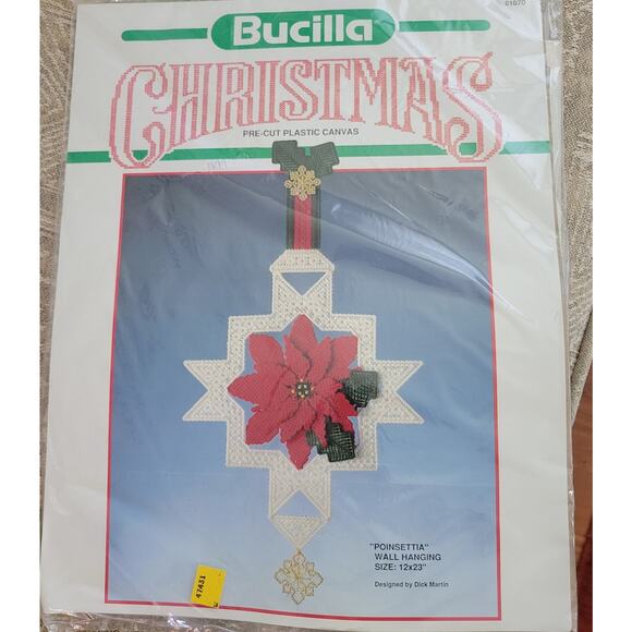 Bucilla Needlepoint Kit Plastic Canvas Poinsettia Wall Hanging #61070 Kit 12x23 - Picture 1 of 4
